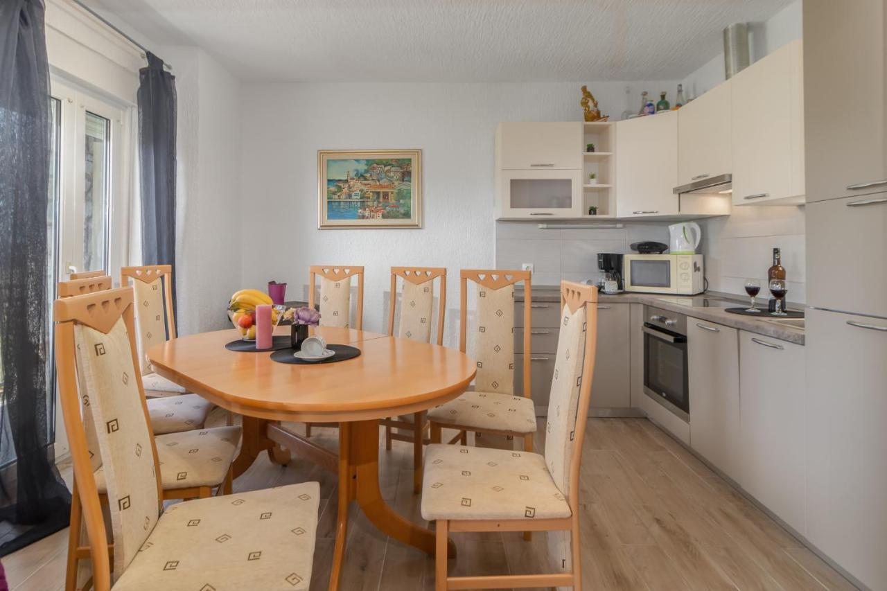 Apartments Lord Нови Винодолски Екстериор снимка